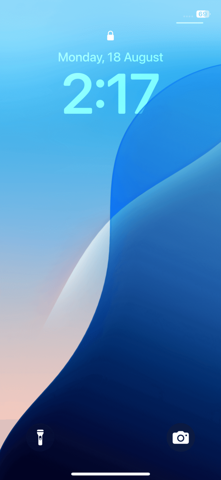 iPhone 12 Lock Screen