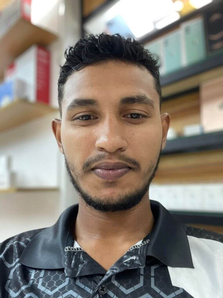 iPhone 12 Selfie Portrail